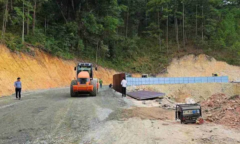 Lâm Đồng khẩn cấp mở rộng đường đèo Mimosa trước nguy cơ đứt gãy nền đường