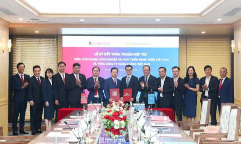 Agribank và Vietnam Airlines hợp tác 5 năm, kết nối hệ sinh thái hàng không - tài chính