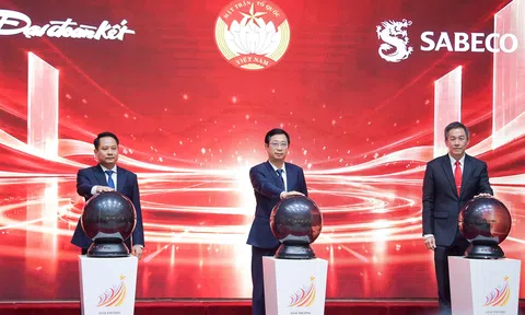 Ủy ban Mặt trận Tổ quốc Việt Nam và SABECO khởi động giải thưởng “Vinh danh Người truyền lửa” năm 2026