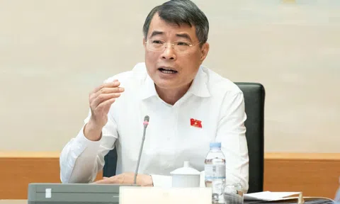 Thủ tướng: Nhà nước phải quản lý, điều tiết được giá đất và thị trường bất động sản