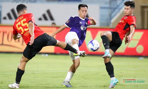 Hà Nội FC lội ngược dòng đánh bại Ninh Bình FC trên sân nhà Hàng Đẫy