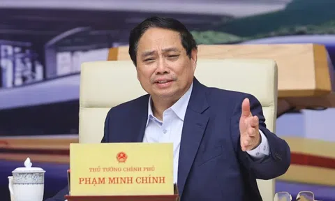 Thủ tướng: Khởi công giải phóng mặt bằng 2 dự án đường sắt vào ngày 19/8/2025