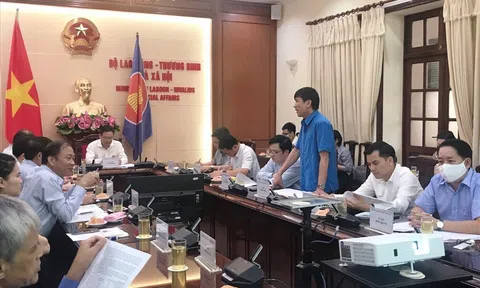 Tiếp tục đề xuất tăng lương tối thiểu vùng