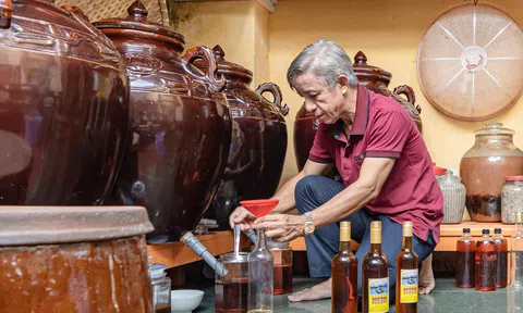 Kỳ công nghề làm mắm Nhỉ Mân Thái - Sơn Trà