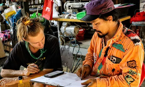 Biến rác thành kiệt tác bằng dòng chảy nghệ thuật tái sinh