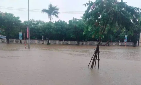 Lo ngại với tình trạng lũ kéo dài tại Thừa Thiên Huế