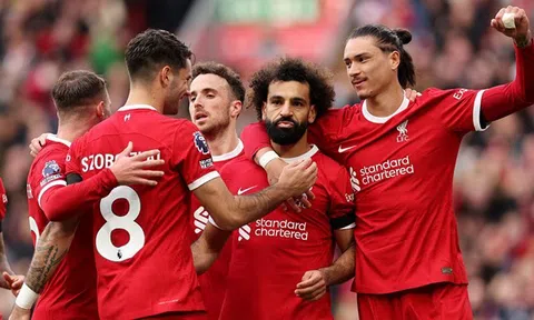 Salah lập cú đúp giúp Liverpool chiếm trọn 3 điểm trước Everton