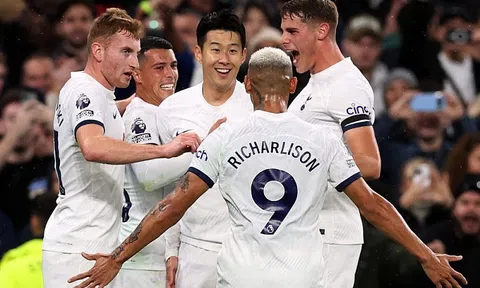 Son Heung-min ghi siêu phẩm đưa Tottenham lên ngôi đầu bảng