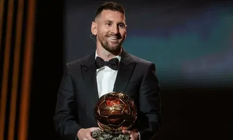 Lionel Messi có thêm quả bóng vàng
