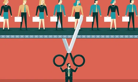 Ngân hàng mạnh tay cắt giảm nhân sự thời số hóa: Xu thế tất yếu hay bài toán sinh tồn?