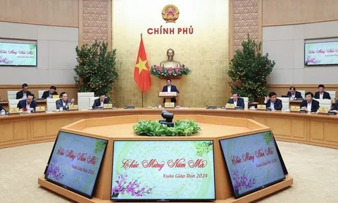 Thủ tướng biểu dương các bộ ngành và địa phương đã thực hiện tốt nhiệm vụ trong dịp Tết
