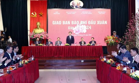 Xây dựng nền báo chí "chuyên nghiệp, nhân văn và hiện đại" từ "cơ quan báo chí tử tế"