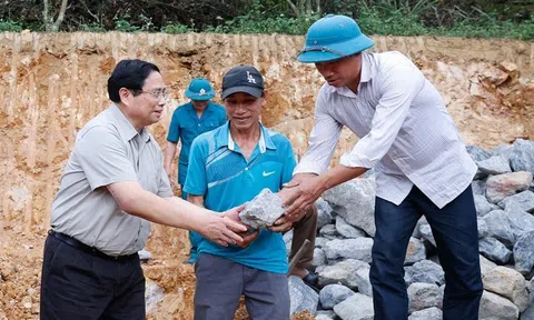 Cả nước chung tay để xóa nhà tạm, nhà dột nát trên cả nước trong năm 2025