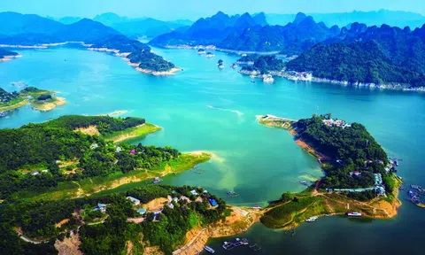 Thực hiện "1 trọng tâm, 2 tăng cường, 3 đẩy mạnh" tạo động lực để Hòa Bình phát triển toàn diện