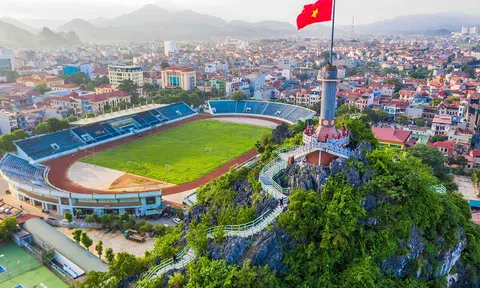 Lạng Sơn phát triển nhanh, bền vững, trở thành trung tâm kết nối kinh tế, thương mại, đầu tư