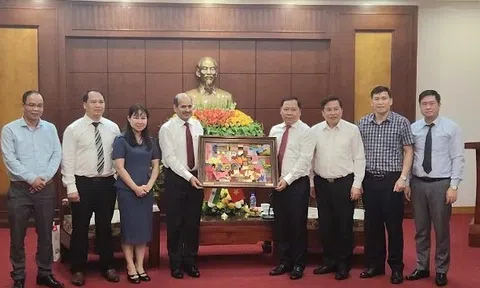 Tạo cầu nối tăng cường hợp tác văn hóa, du lịch giữa Ấn Độ và tỉnh Hòa Bình