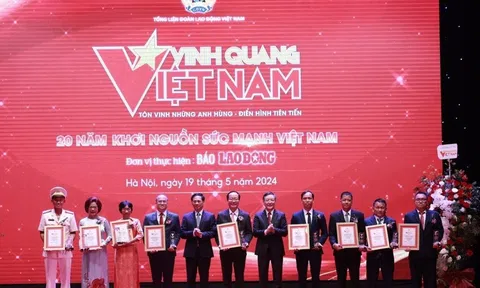 Vinh quang Việt Nam tôn vinh 20 tập thể, cá nhân đã dấn thân “phụng sự dân tộc, phụng sự Tổ quốc”