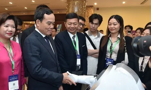 Phải có sự nhìn nhận đúng mức, đúng mực về chuyển đổi số, chuyển đổi xanh