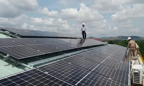 Phó Thủ tướng Trần Hồng Hà: Cụ thể hóa trách nhiệm mảng điện năng lượng tái tạo