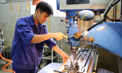 Ngành hàng xuất khẩu chủ lực phục hồi, doanh nghiệp tăng tốc sản xuất tạo đột phá tăng trưởng