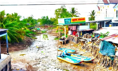 Tỉnh Cà Mau đề xuất hỗ trợ xây dựng công trình nước ngọt và phòng tránh thiên tai