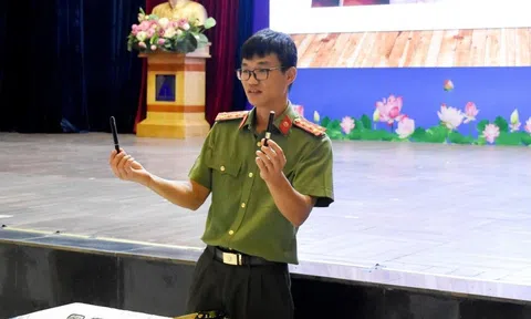 Hà Nội huy động hơn 18.000 người tham gia coi thi, chấm thi tốt nghiệp, chống gian lận bằng thiết bị công nghệ cao