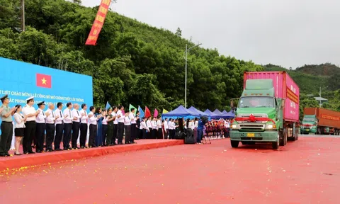 Mở cặp cửa khẩu song phương Việt Nam - Trung Quốc nâng cao hiệu suất thông quan tại các cửa khẩu
