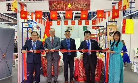 40 doanh nghiệp trong các lĩnh vực nông sản, thực phẩm tạo dấu ấn Việt Nam tại Hội chợ Quốc tế Algiers