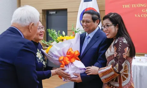 Thủ tướng: Cộng đồng người Việt Nam tại Hàn Quốc có những đóng góp lớn cho Tổ quốc và cho quan hệ song phương