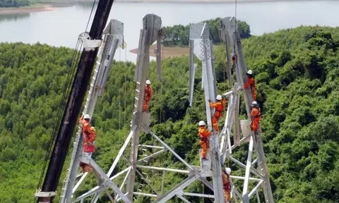 Phấn đấu hoàn thành đường dây 500 kV mạch 3 dịp kỷ niệm Quốc khánh 2/9