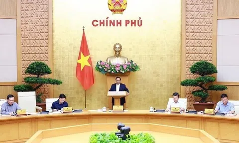 Thủ tướng: Khi ban hành luật là phải đi vào cuộc sống, tháo gỡ được khó khăn, huy động mọi nguồn lực phát triển