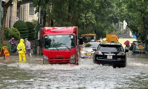 Chủ tịch Hà Nội ra công điện hỏa tốc chỉ đạo chủ động phòng, chống lụt bão