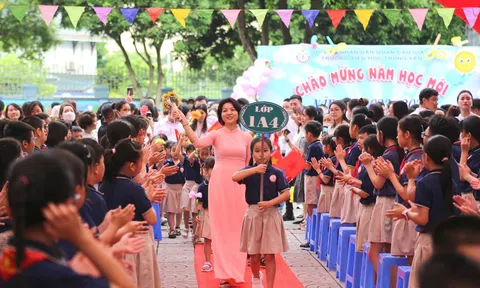 Hà Nội yêu cầu tổ chức lễ khai giảng gọn nhẹ, chu đáo với học sinh là trung tâm