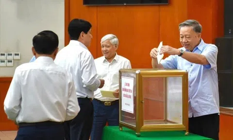 Tổng Bí thư, Chủ tịch nước dự Lễ phát động ủng hộ đồng bào bị thiệt hại do bão số 3