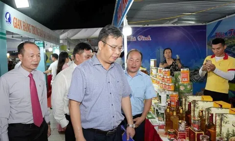 Hội chợ thương mại Festival Huế 2024 tăng cường kết nối, thúc đẩy thương mại du lịch và đầu tư