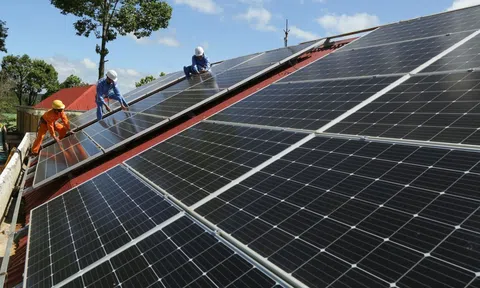 Nhiều chính sách khuyến khích phát triển điện mặt trời mái nhà tự sản xuất, tự tiêu thụ