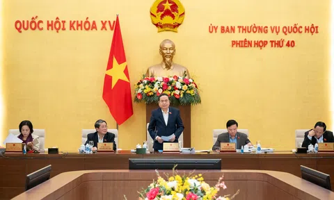 Chủ tịch Quốc hội: Phải đảm bảo các luật được thông qua đi vào thực tiễn đáp ứng yêu cầu phát triển kinh tế xã hội