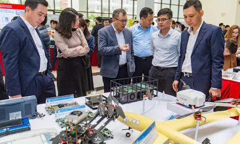 Việt Nam đang chủ động "đón sóng" chuyển dịch chuỗi cung ứng của những tập đoàn công nghệ hàng đầu thế giới