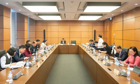 Quốc hội: Tập trung các giải pháp thực hiện thắng lợi mục tiêu tăng trưởng đạt 8% trở lên