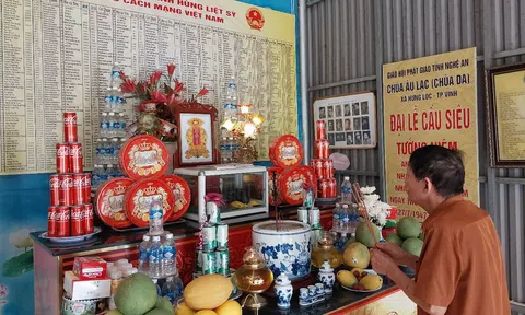 Thiêng liêng ngôi chùa duy nhất tại Việt Nam thờ tự hơn 500 liệt sĩ nhà báo