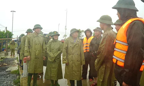 Nghệ An tập trung lực lượng, khẩn trương sơ tán dân ứng phó với bão số 10