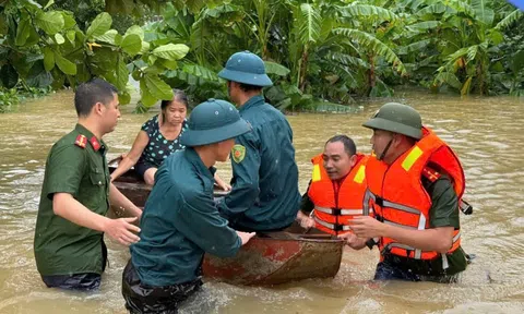 Gần 20.000 nhà tại Nghệ An đổ sập, tốc mái, hư hỏng do bão số 10