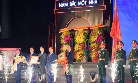 Xúc động lễ kỷ niệm 50 năm Ngày giải phóng tỉnh Quảng Trị