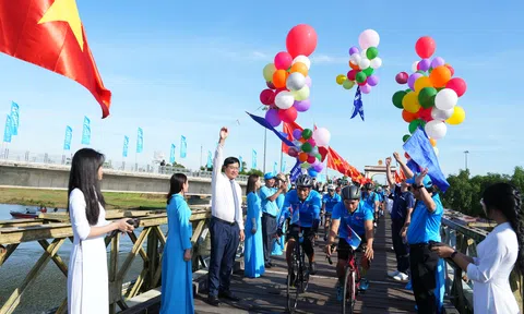 600 vận động viên đạp xe Vì hòa bình tại Quảng Trị