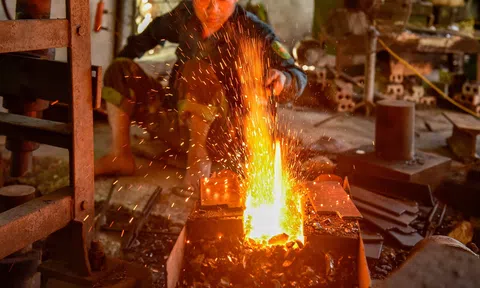 Về với làng rèn nổi tiếng xứ Thanh