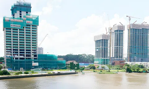 Tín dụng tăng cao, ồ ạt chảy vào các dự án bất động sản