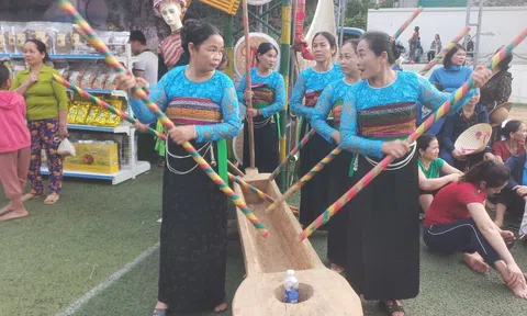 Khai hội phiên chợ vùng cao năm 2024 gắn văn hóa với phát triển du lịch