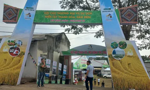 Nhịp cầu gắn kết để nông sản và du lịch miền tây xứ Thanh phát triển