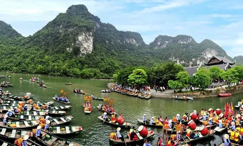Du lịch Ninh Bình “hái lộc” đầu năm với doanh thu gần 1.000 tỷ đồng