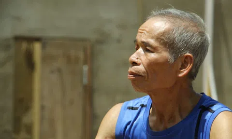 Gượng cười khi cơn bão đi qua